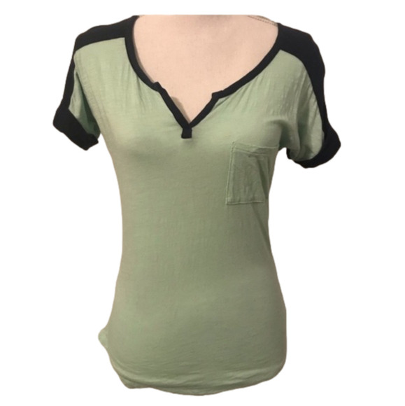 Express Mint Green and Navy Colorblock V-Neck - Picture 1 of 5